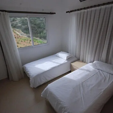 Penthouse With Breathtaking Panoramic Views Of Mediterranean Sea & Mountains * Kyrenia (Northern Cyprus)
